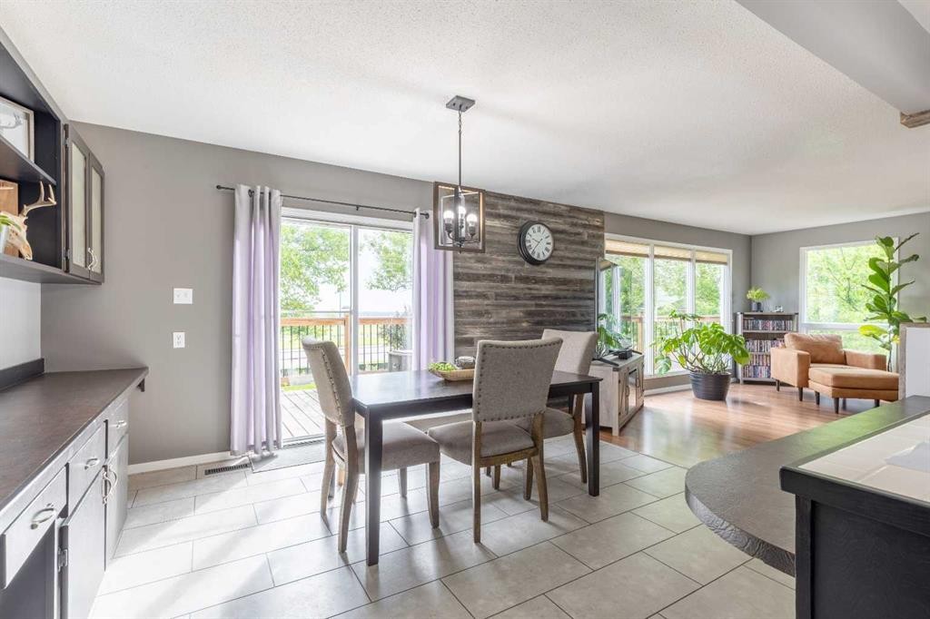 130 Chippewa Crescent West, Lethbridge, AB - Indoor