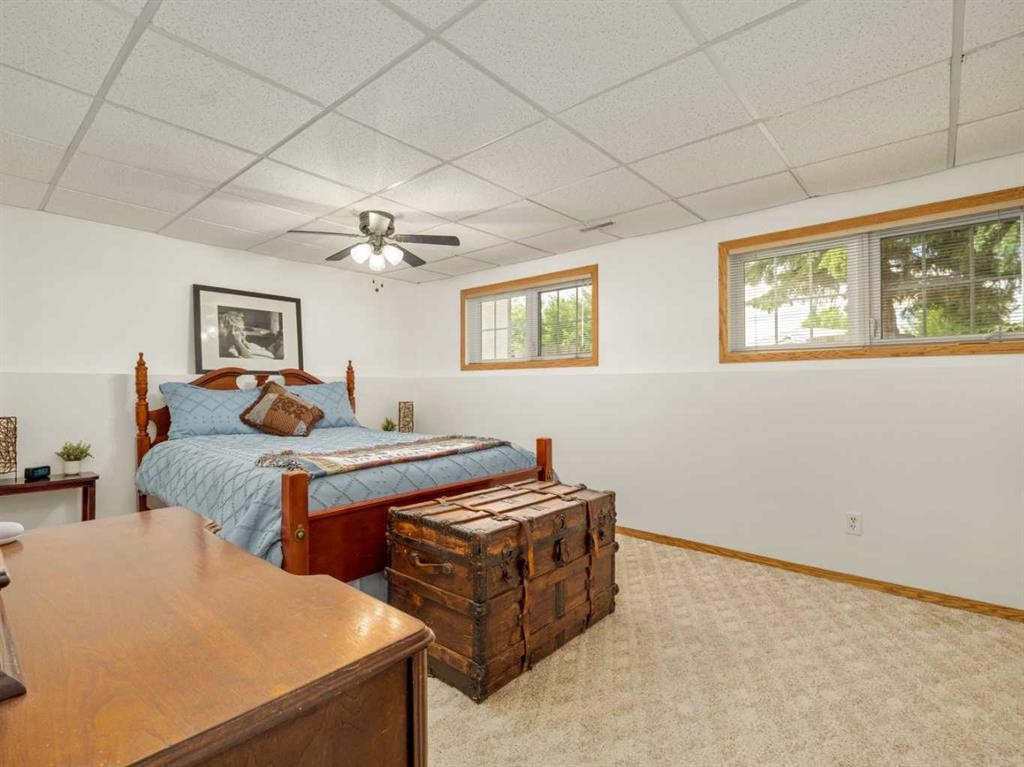 17 Pine Place, Coalhurst, AB