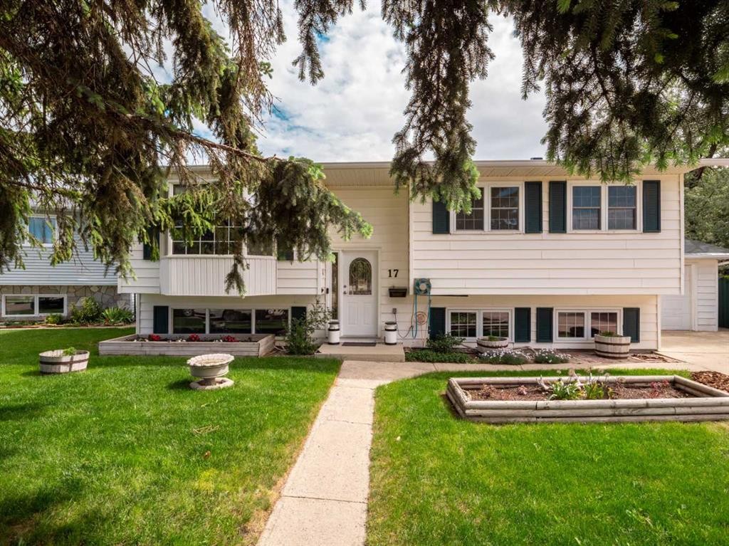 17 Pine Place, Coalhurst, AB