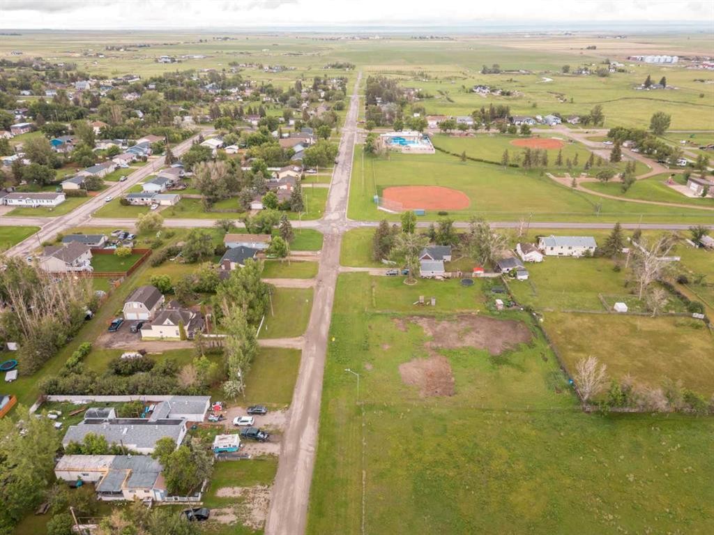 225 5Th Street, Stirling, AB