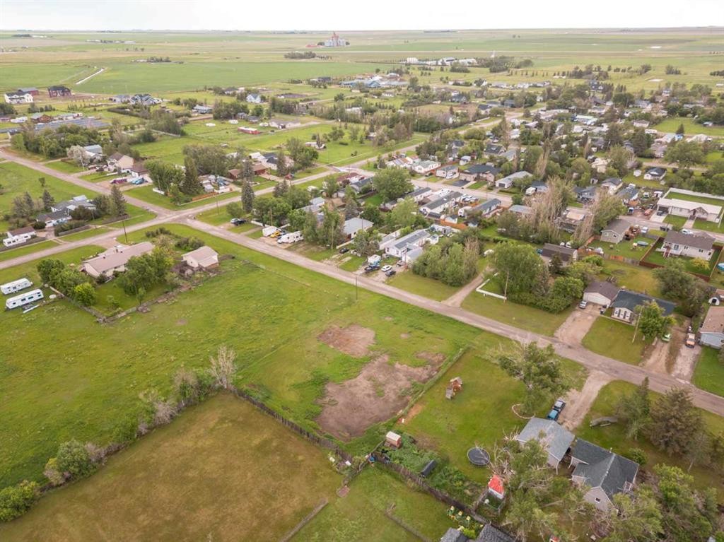 225 5Th Street, Stirling, AB