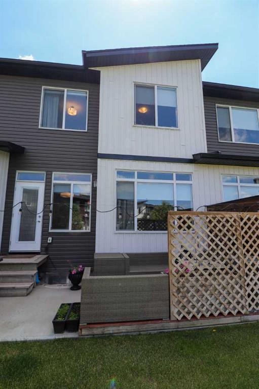 4-442 Highlands Boulevard West, Lethbridge, AB