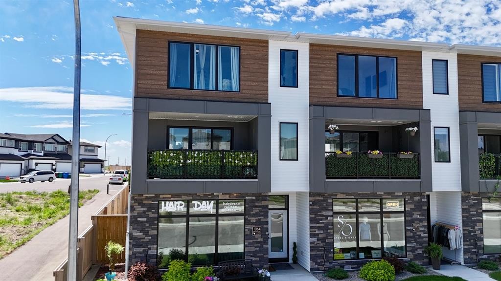 1064 Coalbrook Gate West, Lethbridge, AB