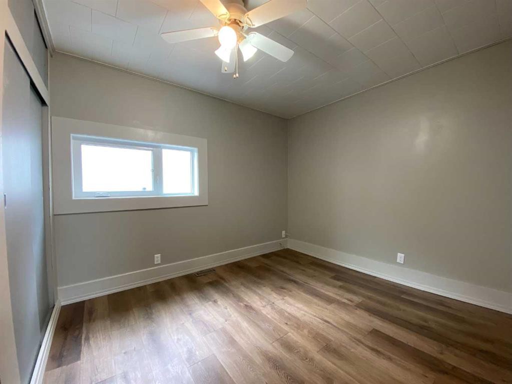 705 227 Street, Hillcrest, AB - Indoor Photo Showing Other Room