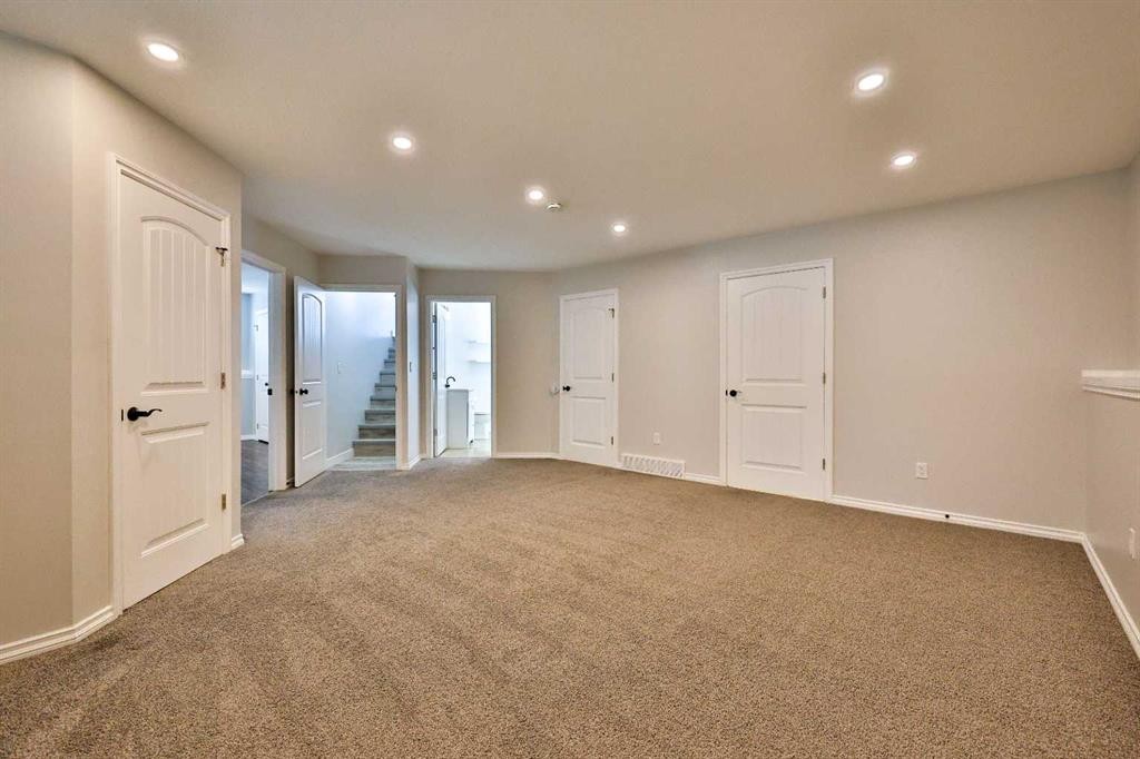1988 Parkside Way, Coaldale, AB