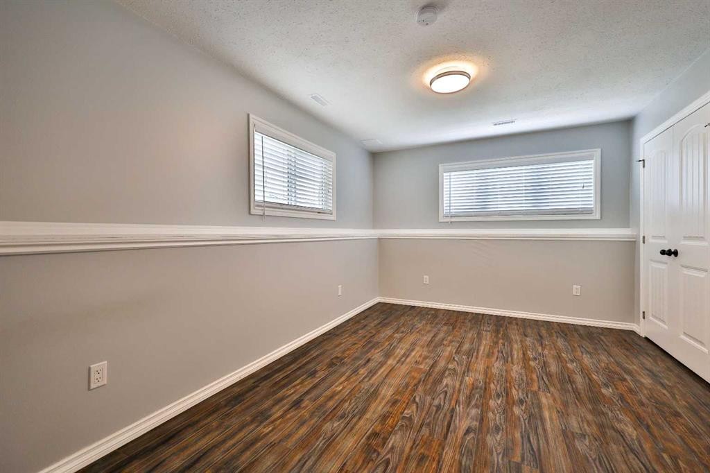1988 Parkside Way, Coaldale, AB