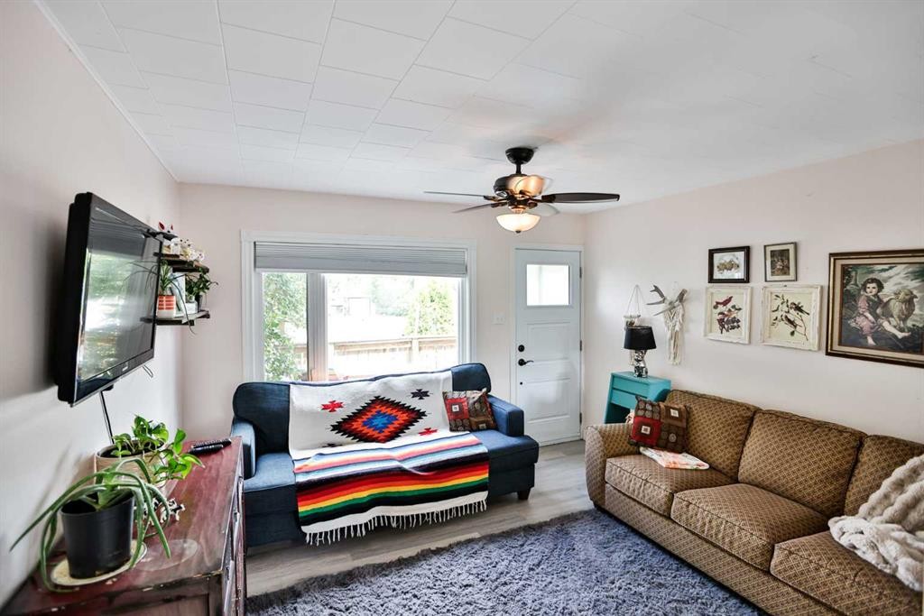 278 N 100 E, Raymond, AB