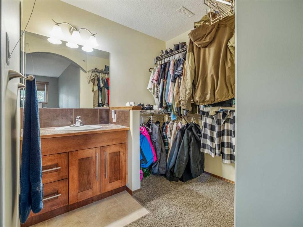 4639 62A Avenue, Taber, AB