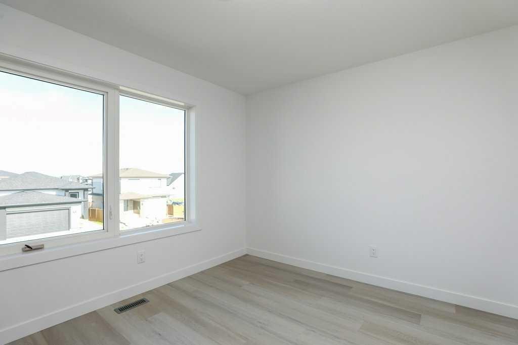 664 Devonia Road West, Lethbridge, AB