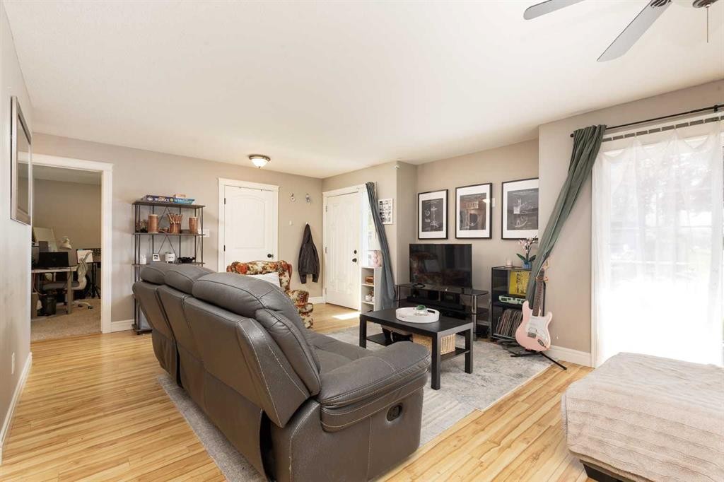 2-895 Mt Sundance Manor West, Lethbridge, AB