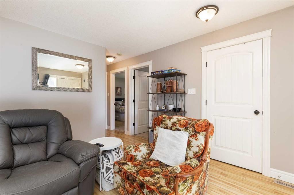 2-895 Mt Sundance Manor West, Lethbridge, AB