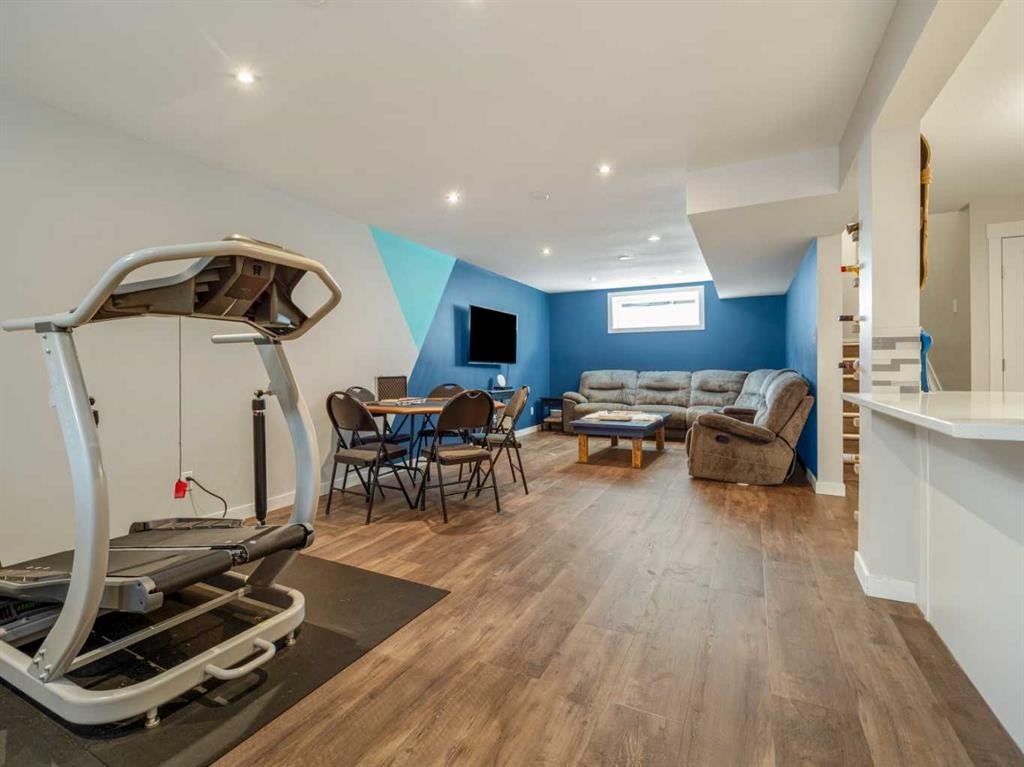 187 Westgate Drive, Coaldale, AB
