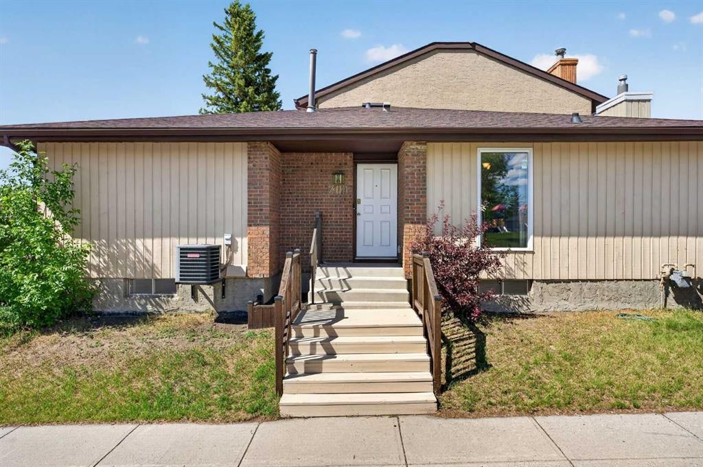 204 Whiteridge Place Ne, Calgary, AB