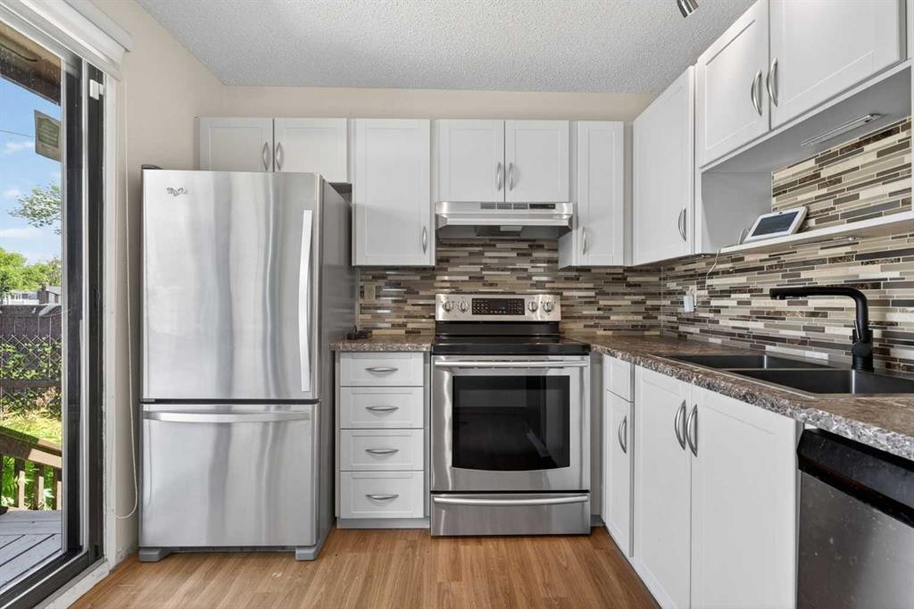 204 Whiteridge Place Ne, Calgary, AB