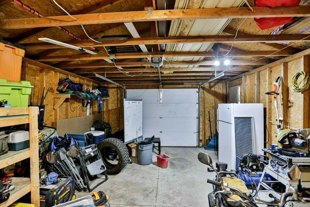 5217 38 Avenue, Taber, AB - Indoor Photo Showing Basement