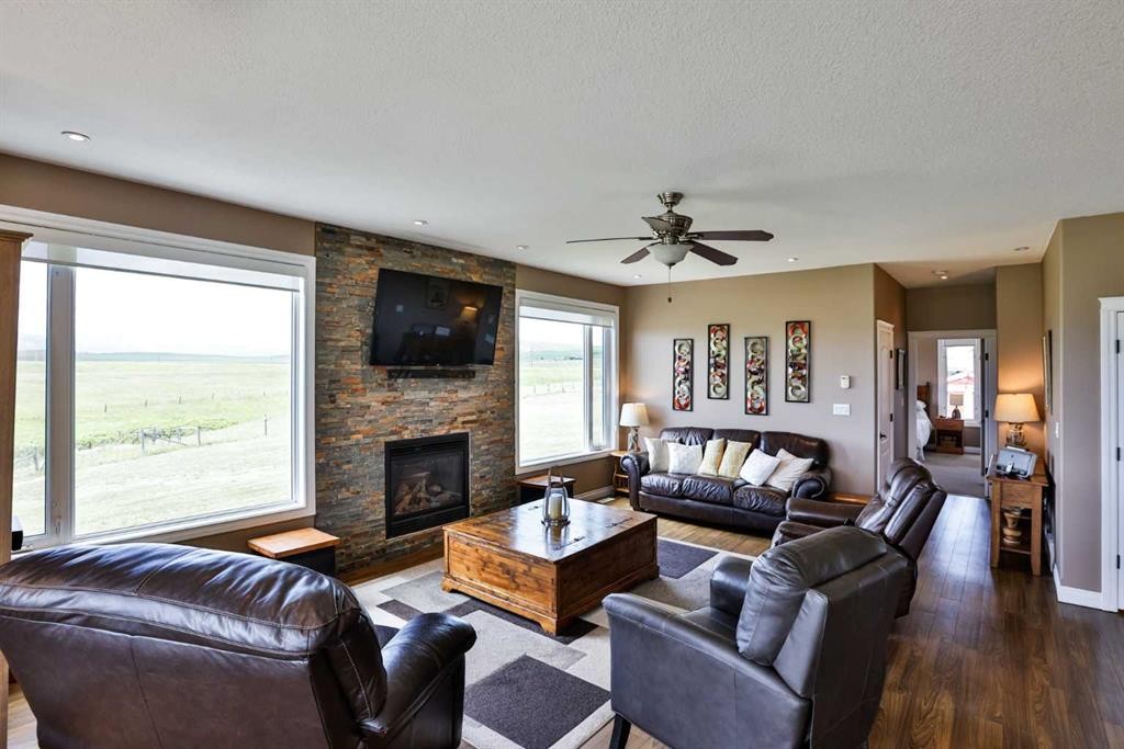 5 Walking Plow Estates, Cowley, AB