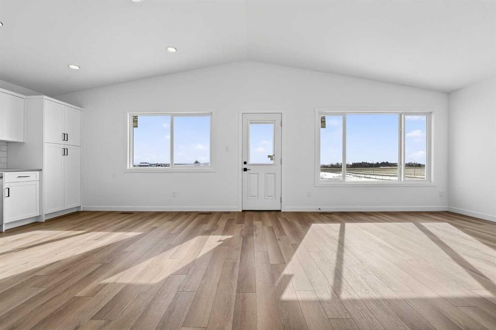 4605 7 Street, Coalhurst, AB - Indoor Photo Showing Other Room
