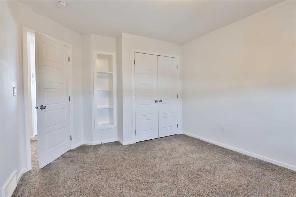 1374 Pacific Circle West, Lethbridge, AB