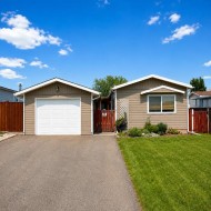 68 Westover Avenue Claresholm, AB T0L 0T0