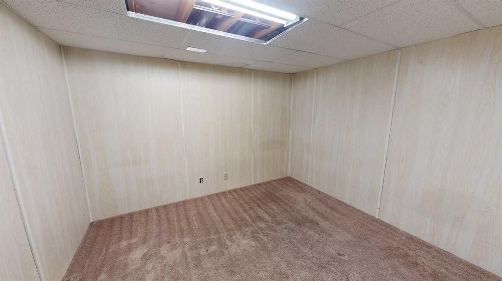 10-115 Lafayette Boulevard West, Lethbridge, AB - Indoor Photo Showing Other Room