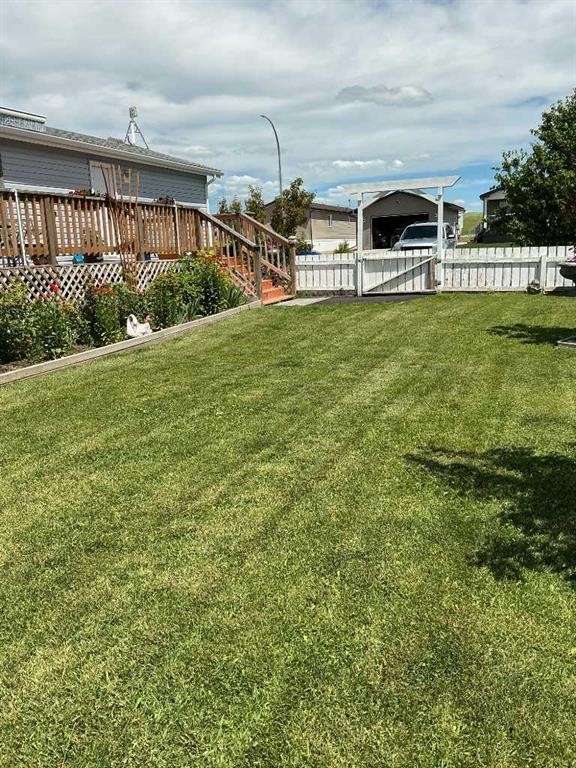 947 Main, Milk River, AB