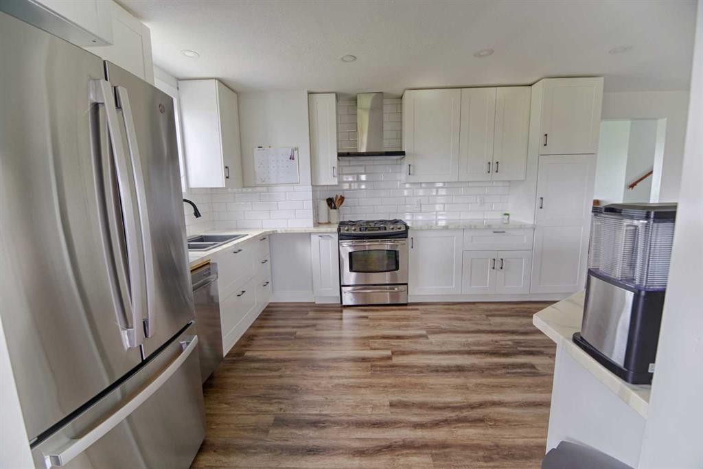 316 Alberta Avenue, Chin, AB
