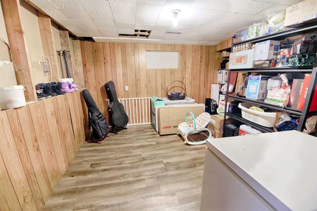 316 Alberta Avenue, Chin, AB
