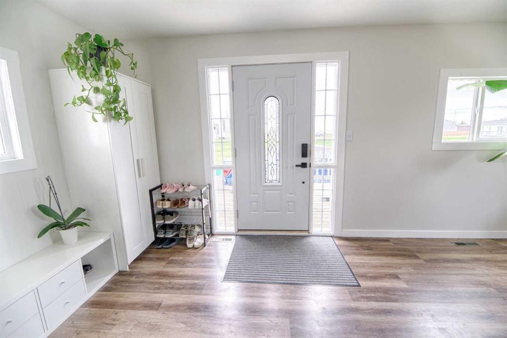316 Alberta Avenue, Chin, AB