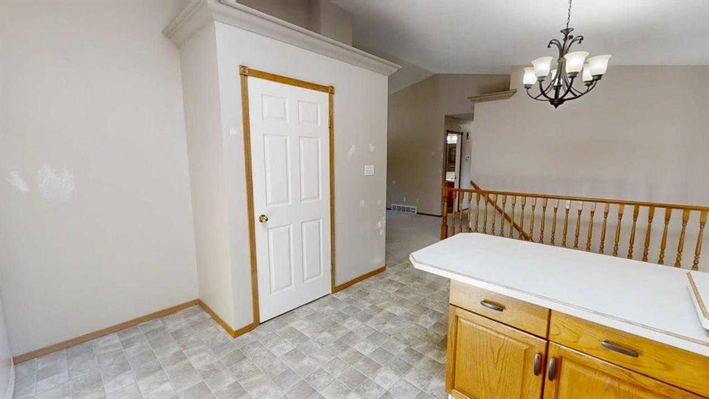 42 Mt Backus Crescent West, Lethbridge, AB