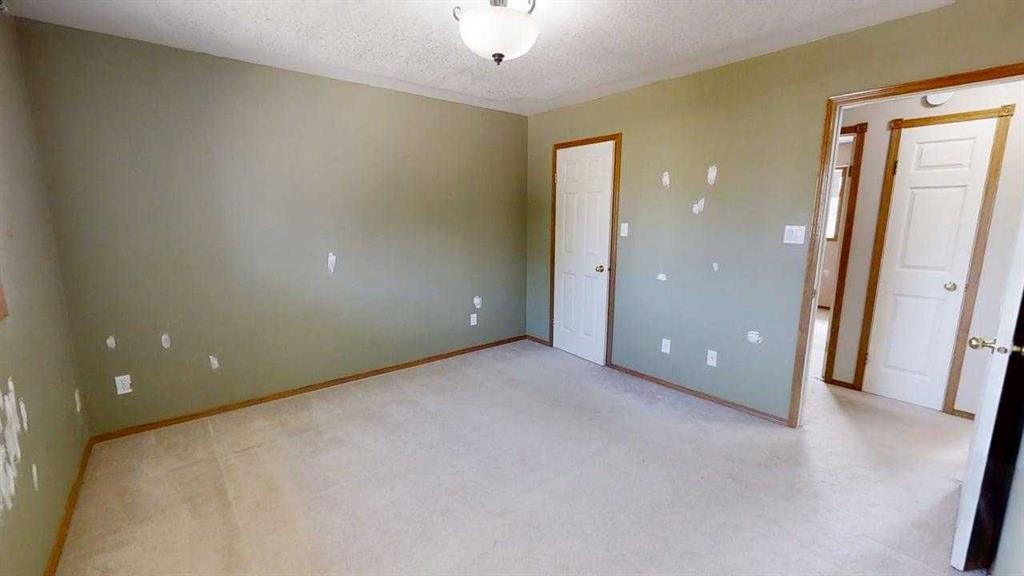 42 Mt Backus Crescent West, Lethbridge, AB