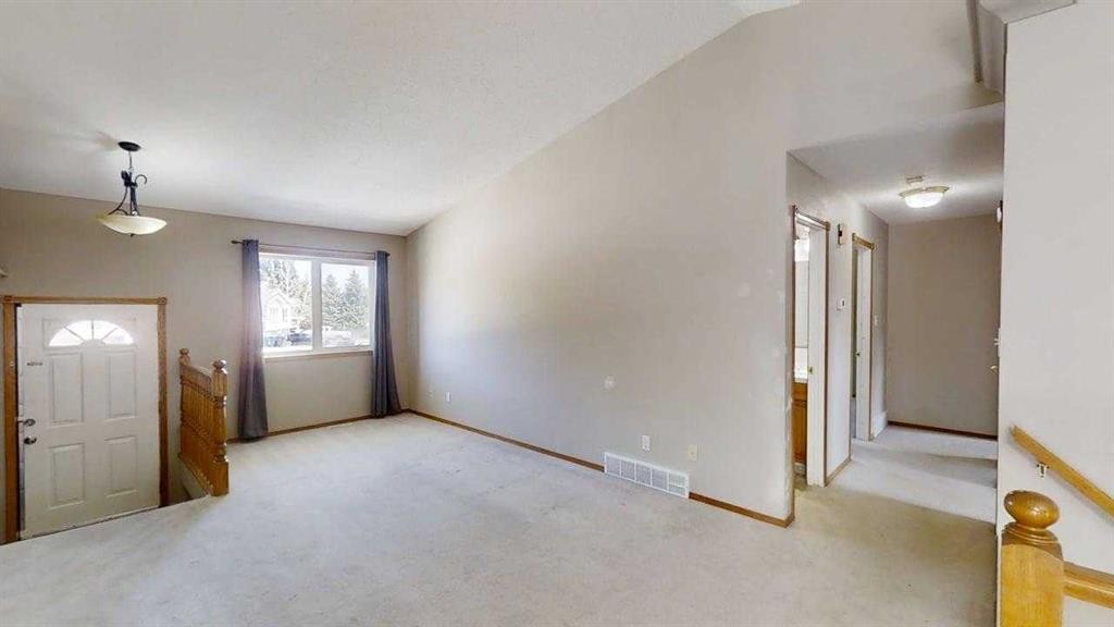42 Mt Backus Crescent West, Lethbridge, AB