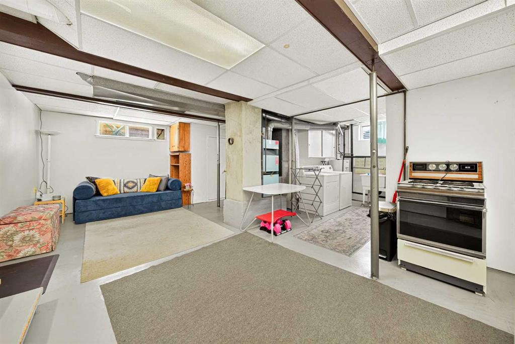 7826 22 Avenue, Coleman, AB - Indoor Photo Showing Basement
