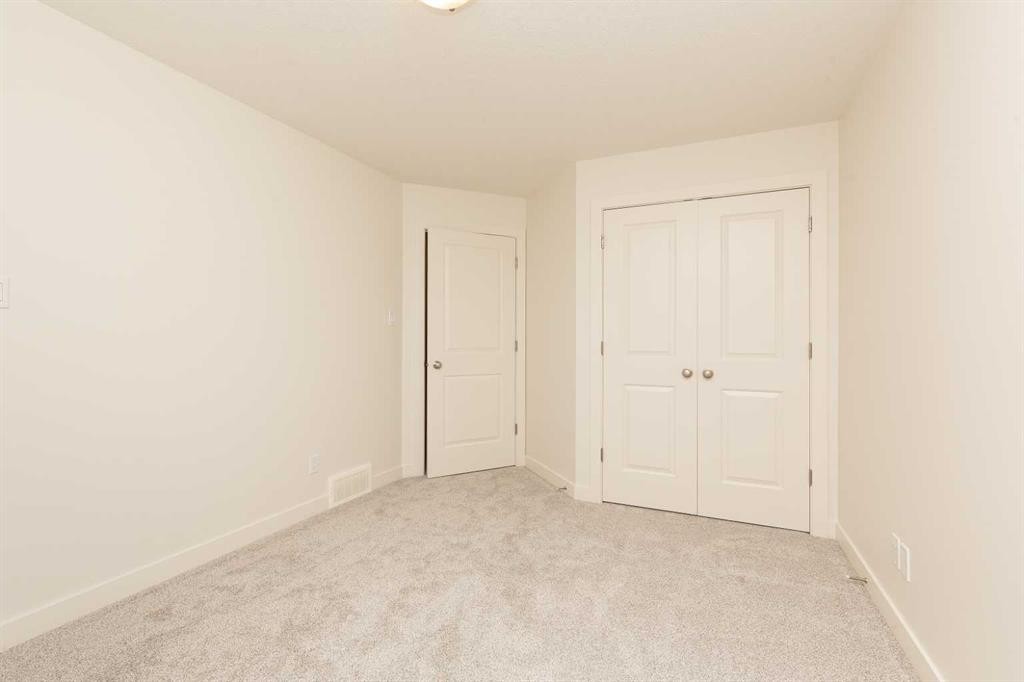 78 Sunridge Boulevard West, Lethbridge, AB