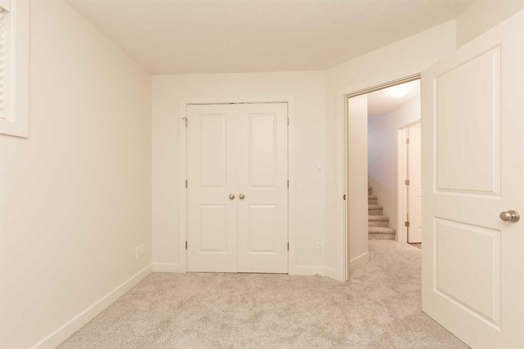 78 Sunridge Boulevard West, Lethbridge, AB