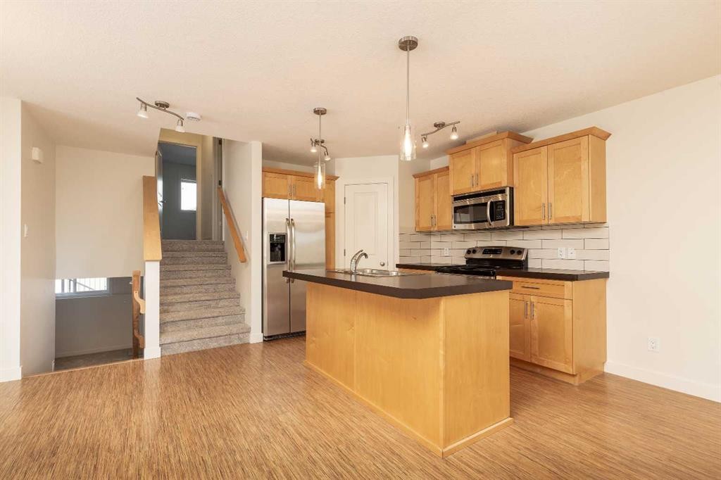 78 Sunridge Boulevard West, Lethbridge, AB