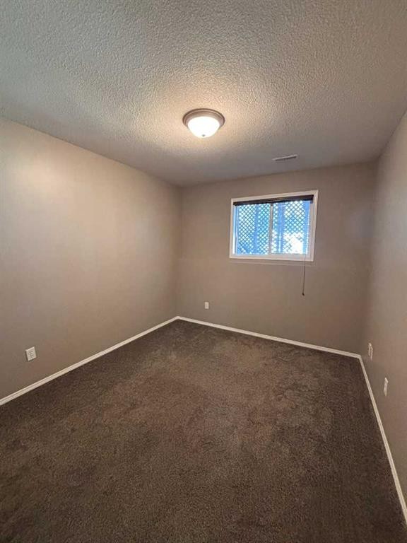 15 Blackfoot Boulevard West, Lethbridge, AB