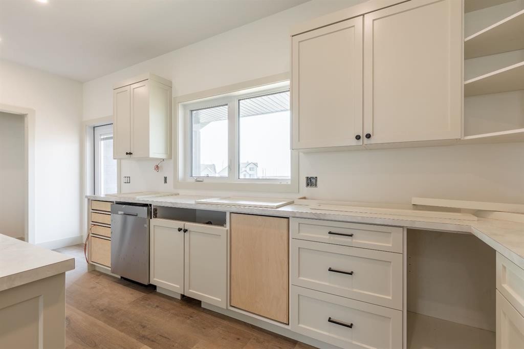 902 Willow Lane, Fort Macleod, AB - Indoor Photo Showing Kitchen