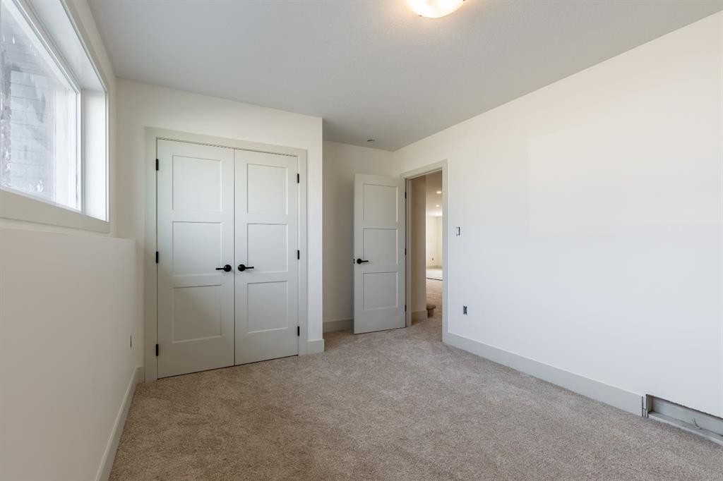 902 Willow Lane, Fort Macleod, AB - Indoor Photo Showing Other Room