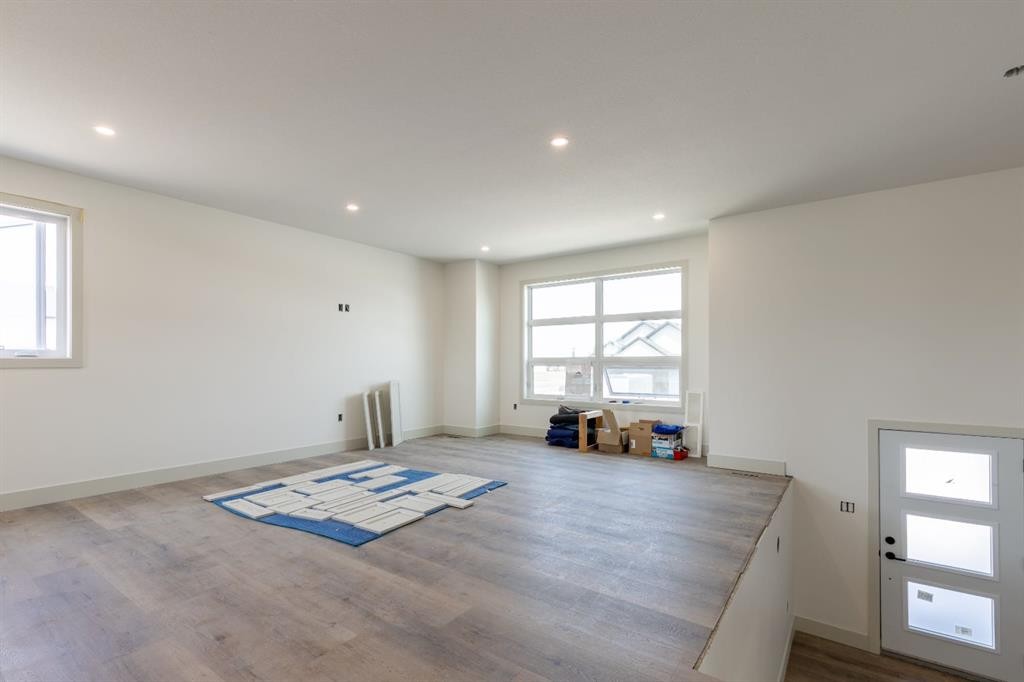 902 Willow Lane, Fort Macleod, AB - Indoor Photo Showing Other Room