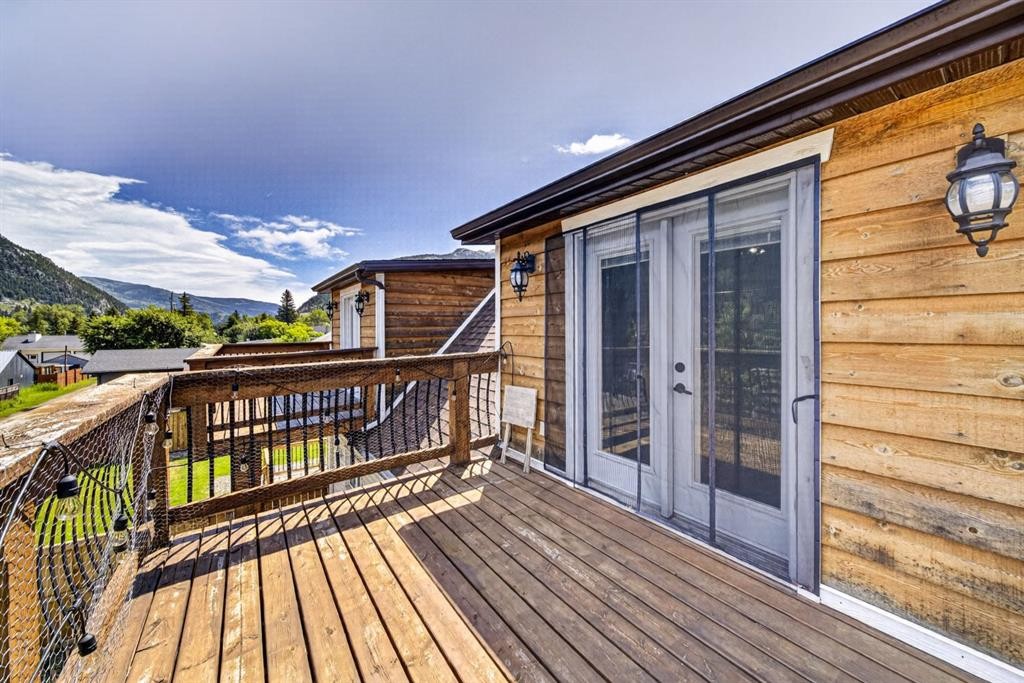 1809 129 Street, Blairmore, AB