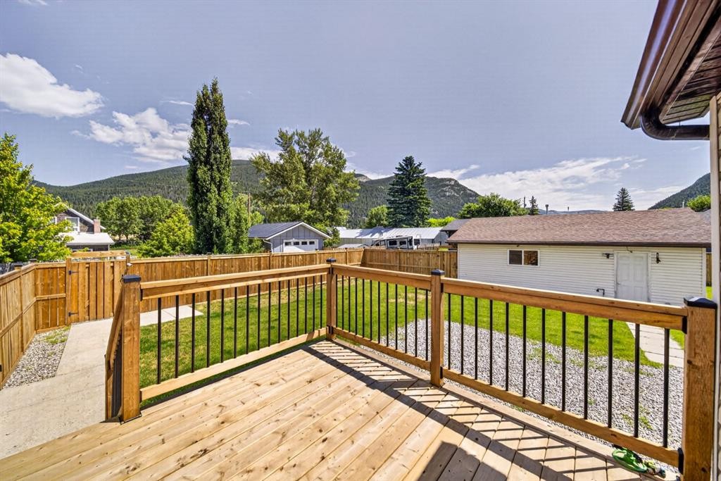 1809 129 Street, Blairmore, AB