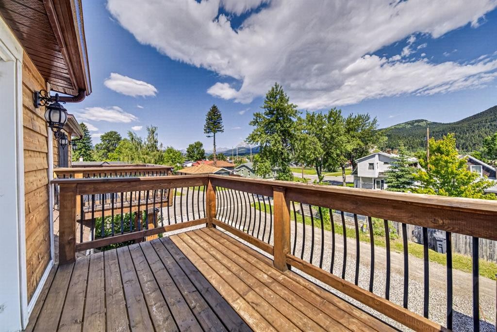 1809 129 Street, Blairmore, AB