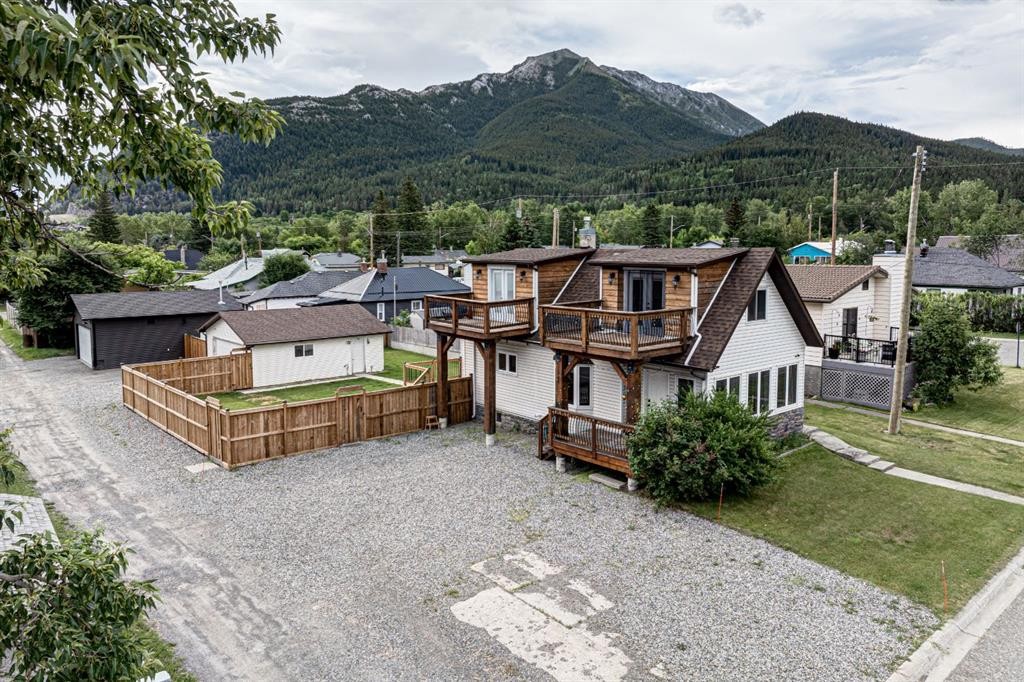 1809 129 Street, Blairmore, AB