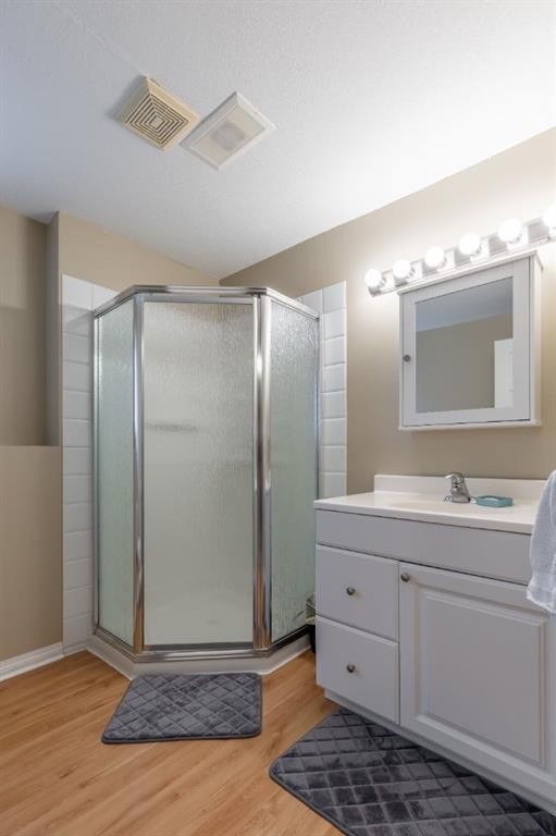 568 Heritage Boulevard West, Lethbridge, AB - Indoor Photo Showing Bathroom