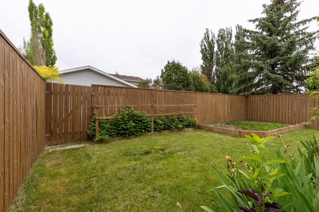 568 Heritage Boulevard West, Lethbridge, AB - Outdoor