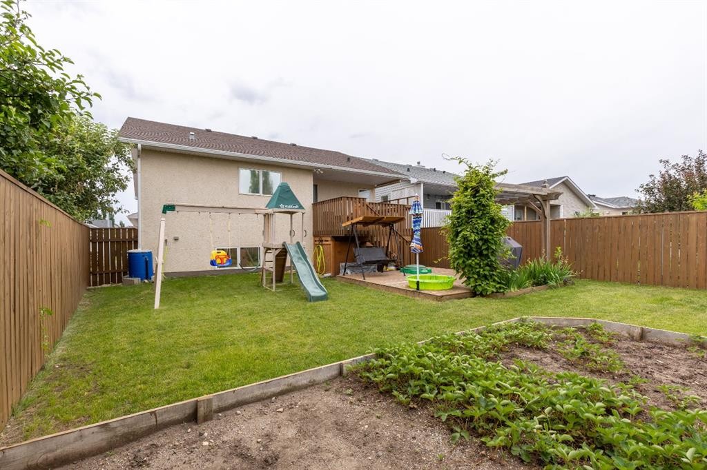 568 Heritage Boulevard West, Lethbridge, AB - Outdoor