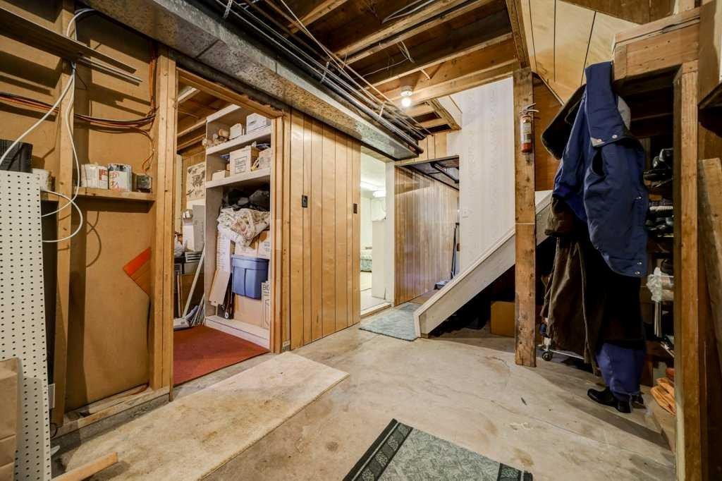 20541 25Th Avenue, Bellevue, AB - Indoor Photo Showing Basement