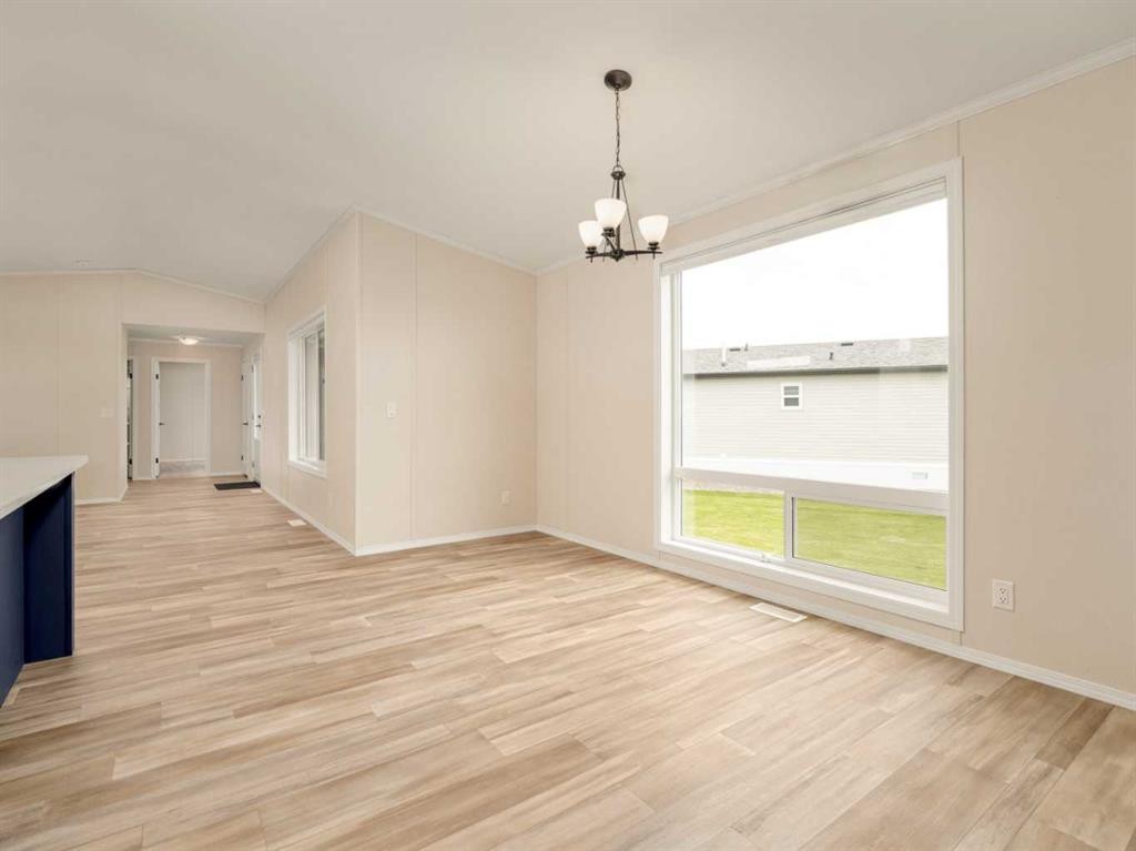 2037 Sunflower Crescent, Coaldale, AB - Indoor Photo Showing Other Room