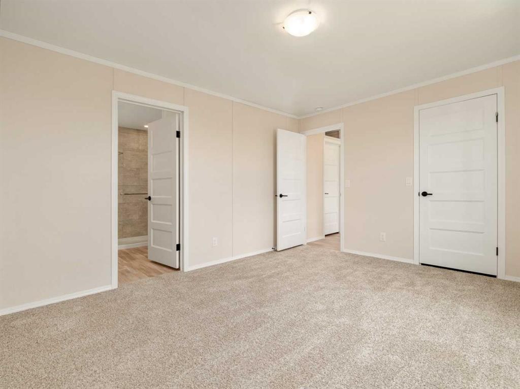 2037 Sunflower Crescent, Coaldale, AB - Indoor Photo Showing Other Room
