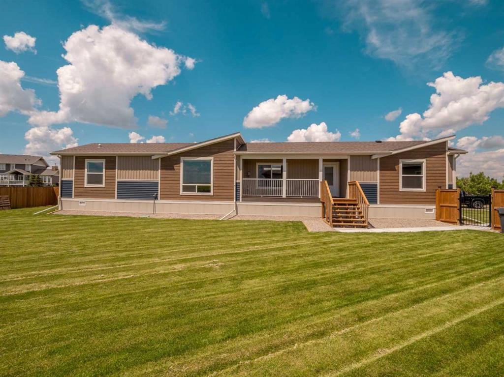 2037 Sunflower Crescent, Coaldale, AB - Outdoor With Deck Patio Veranda